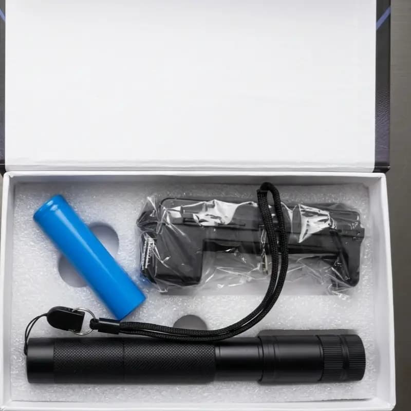 Green Laser Pointer 303 - Rechargeable High Power Laser with Safety Lock